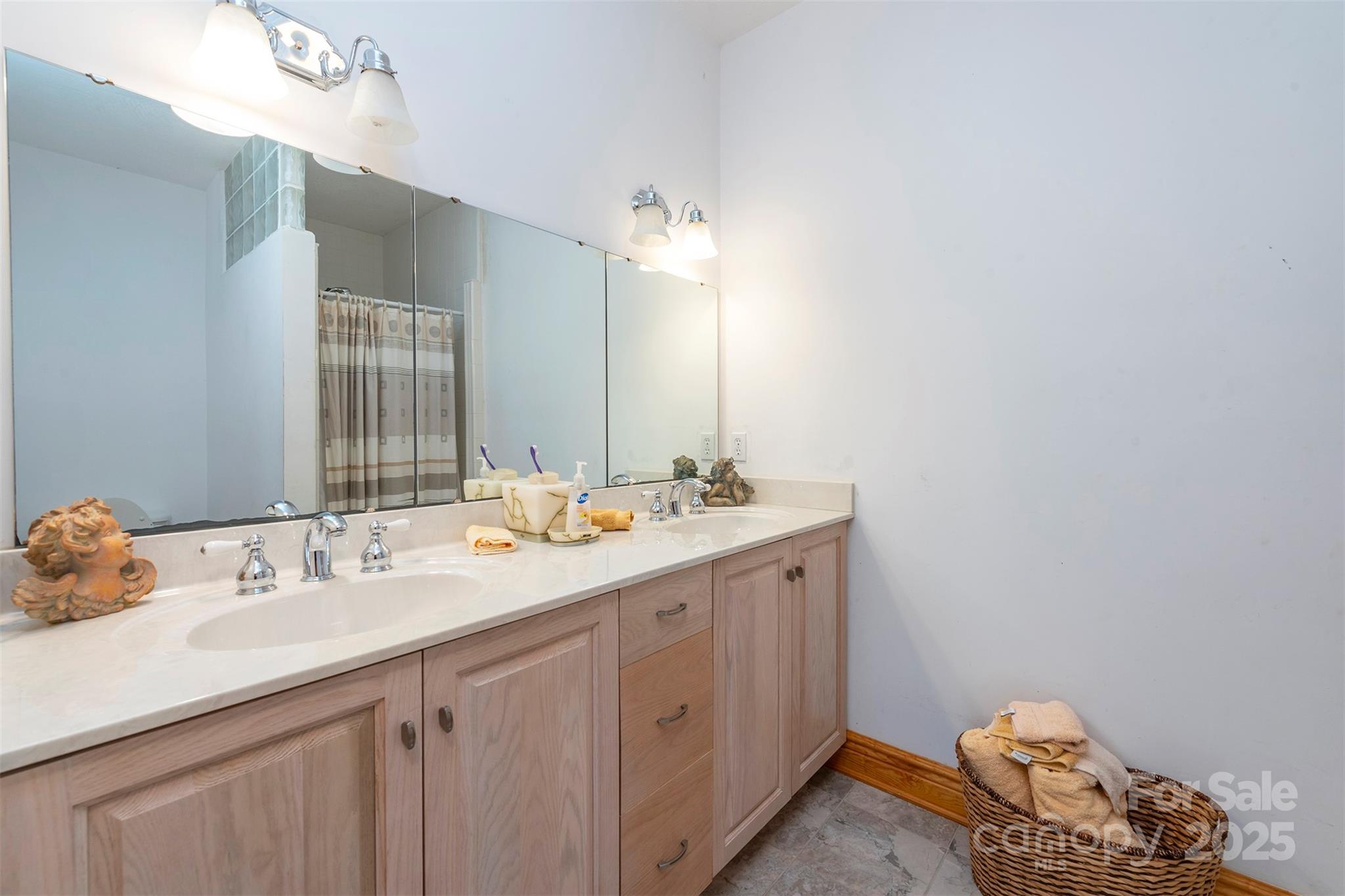 Treehaven - Residential