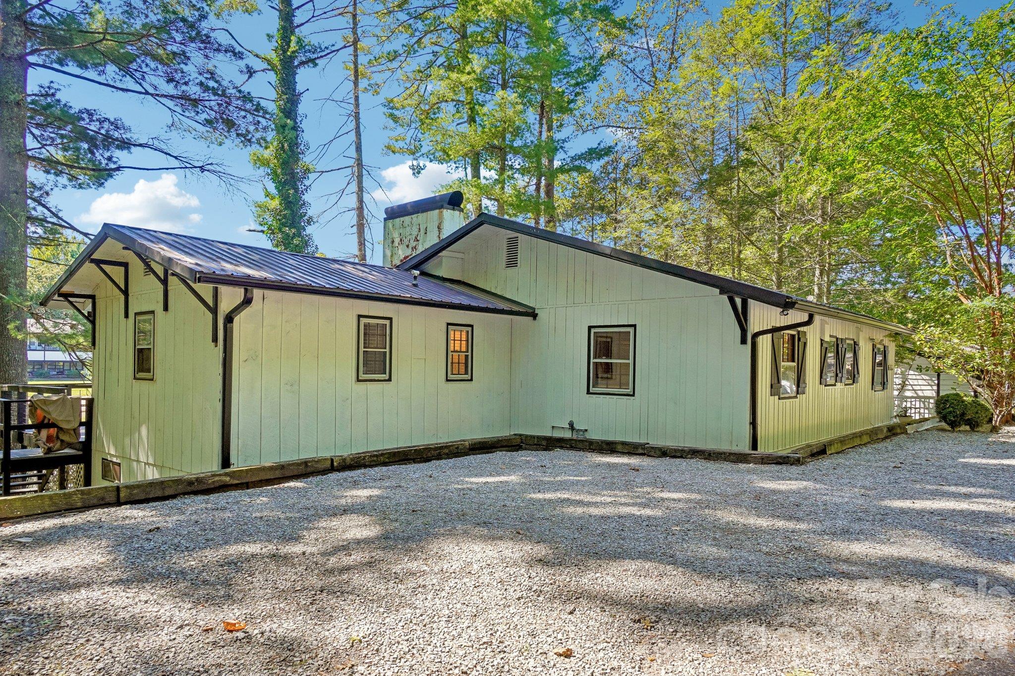 52 Lake Jordan Drive