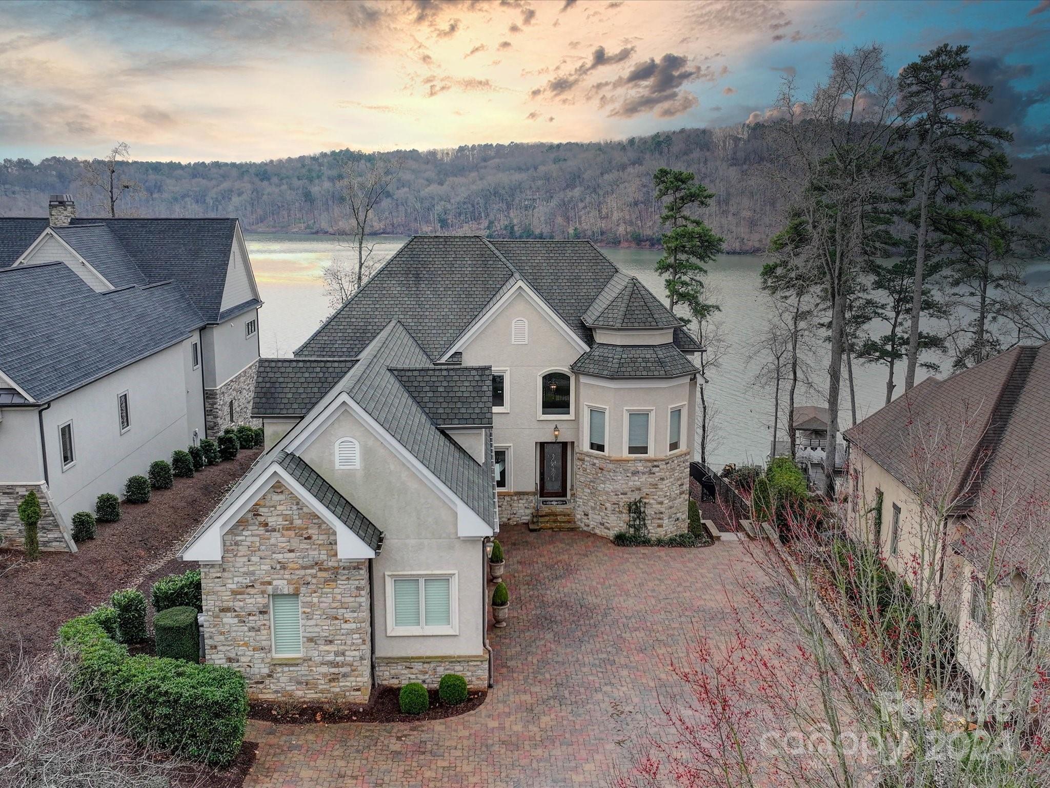 Reflection Pointe - Residential