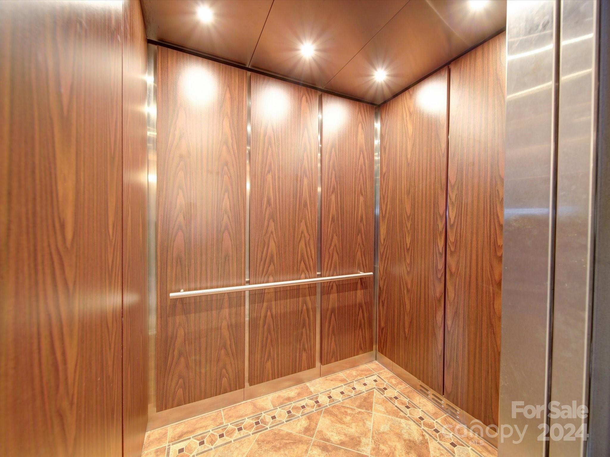 Reflection Pointe - Residential