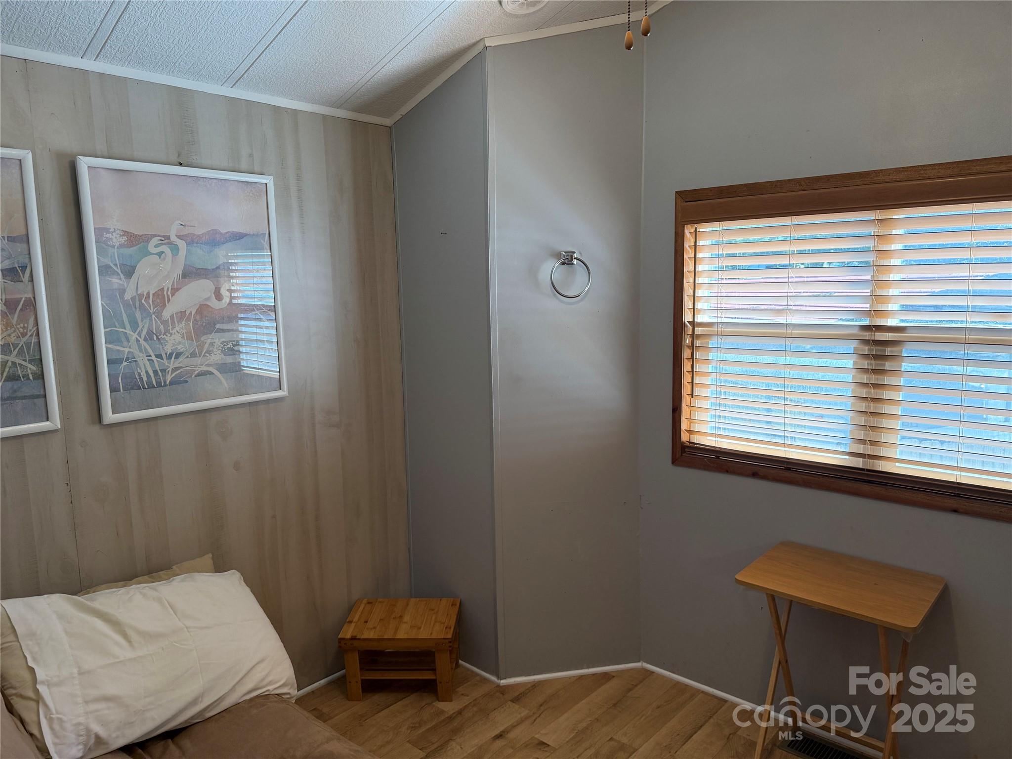 Twin Harbor - Residential