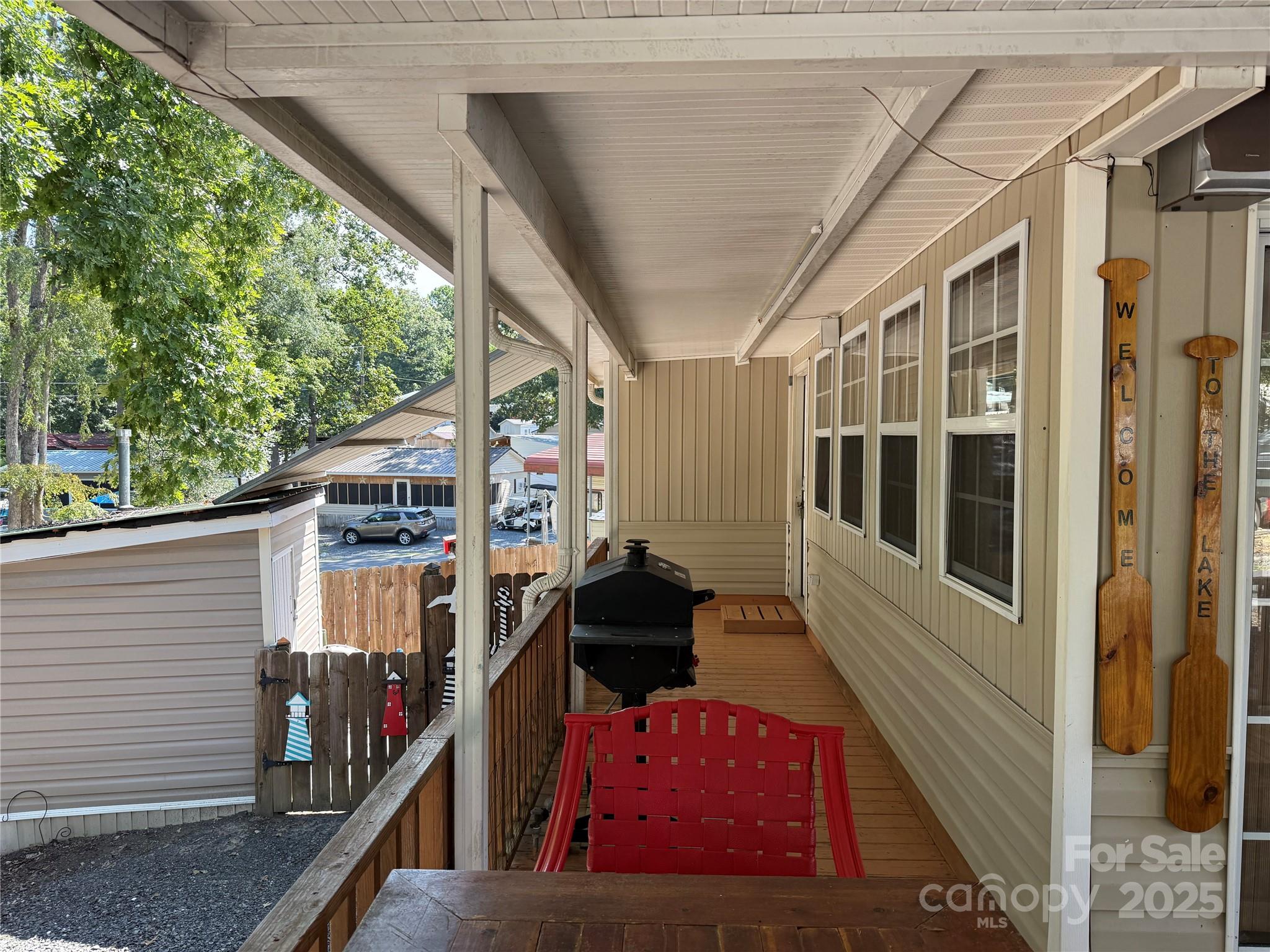 Twin Harbor - Residential