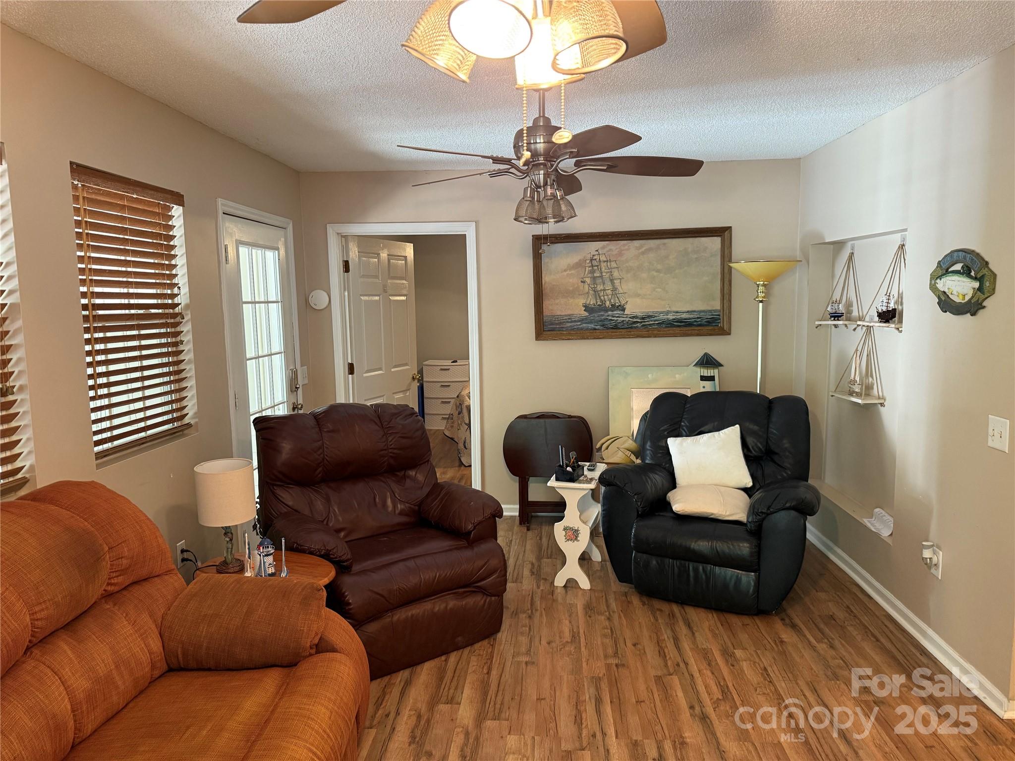 Twin Harbor - Residential