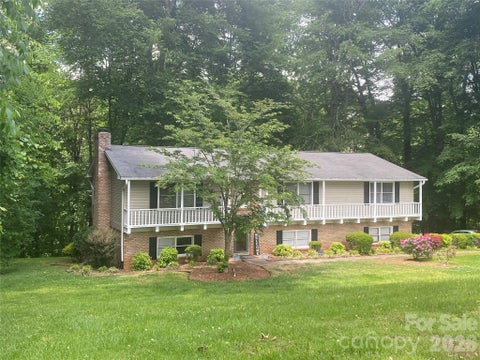 Photo of 112 Cherokee Drive, Lexington, NC 27295 (MLS # 4428485)