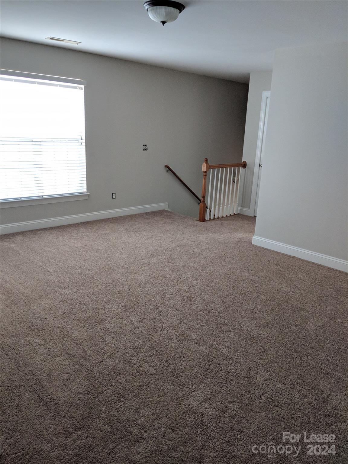 The Oaks At Mcilwaine - Residential Lease