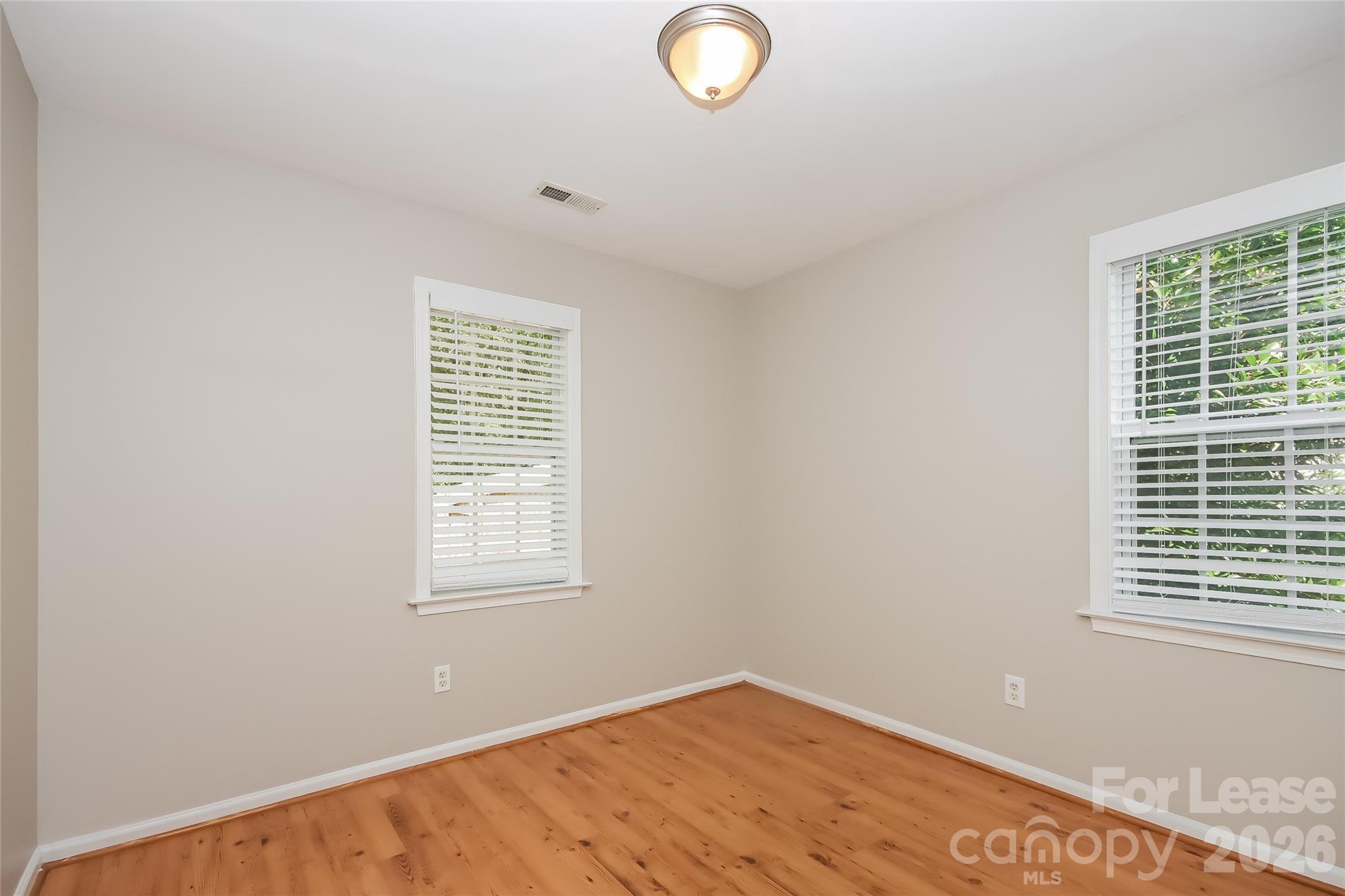 Hunting Creek - Residential Lease