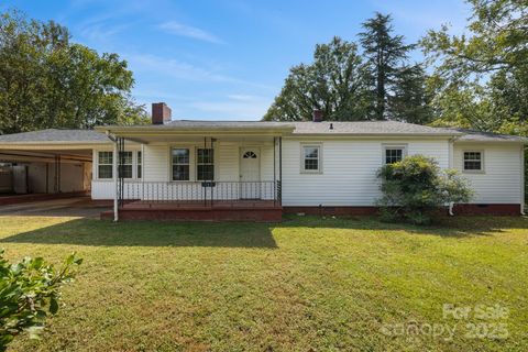 187 Oakridge Drive Forest City NC 28043