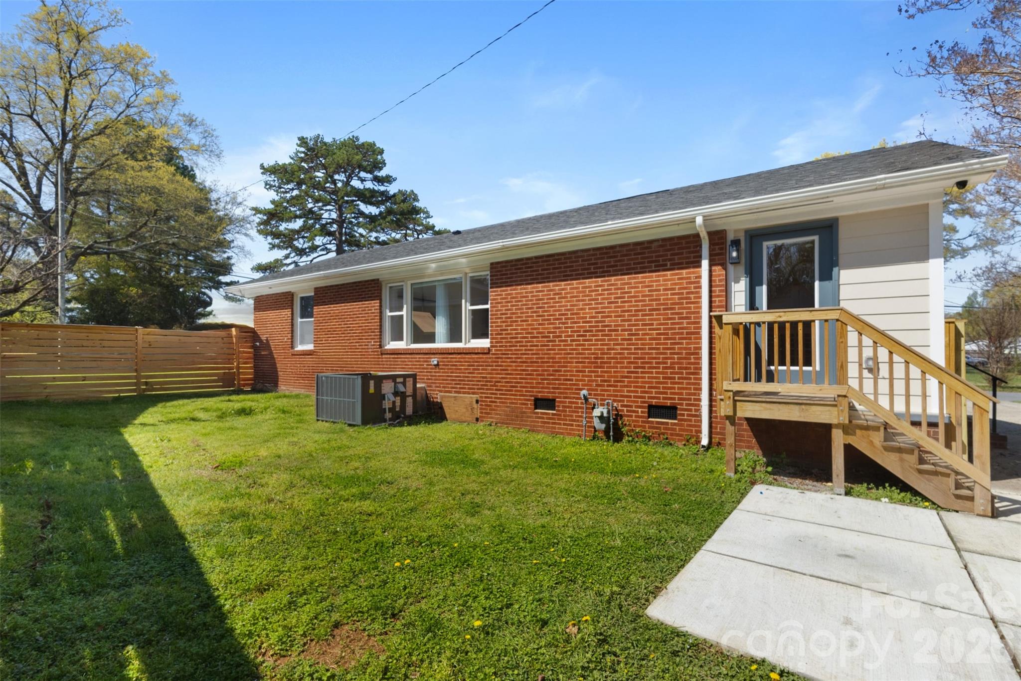 Oaklawn Park - Residential