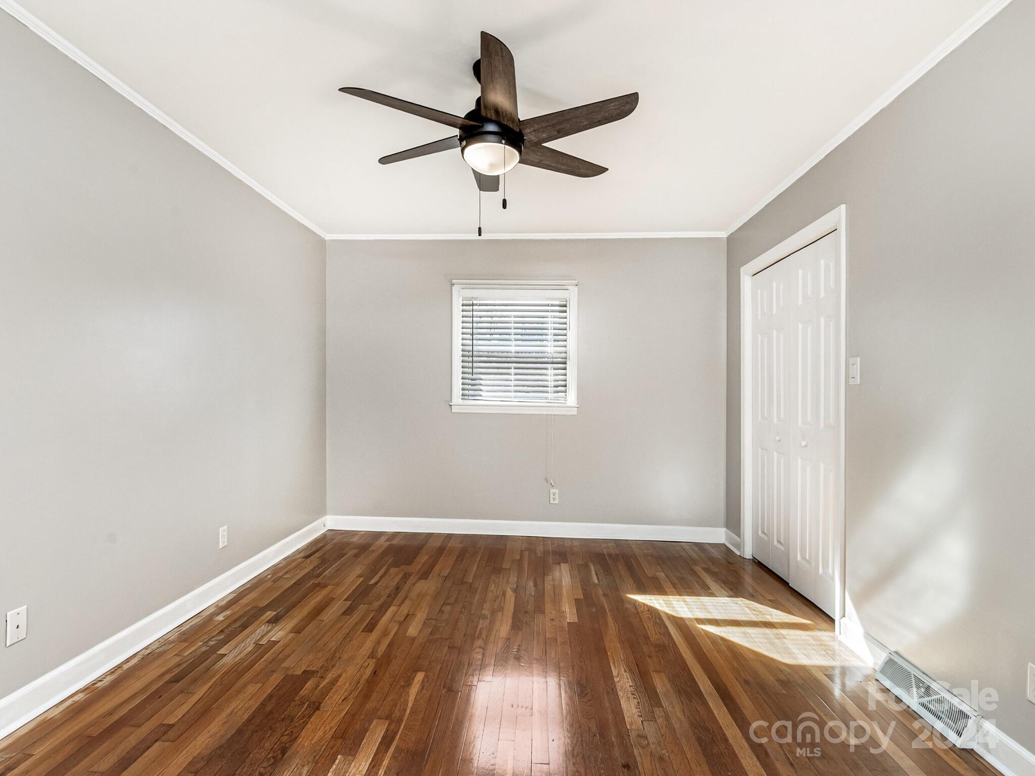 Greenbriar Woods - Residential