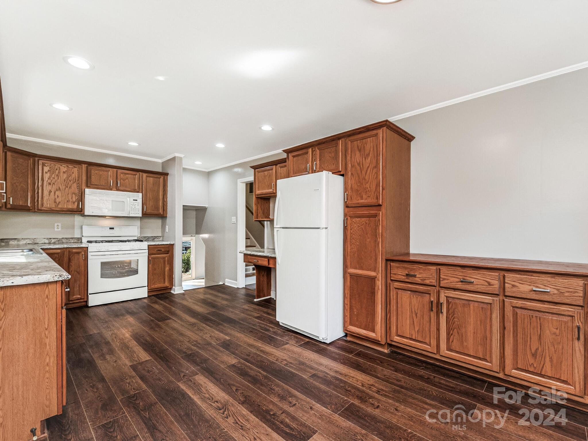 Greenbriar Woods - Residential