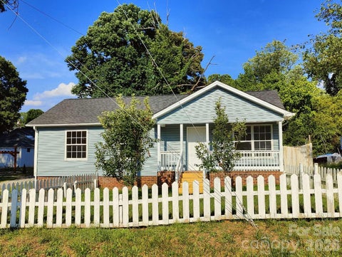 Photo of 2200 Brookside Avenue, Kannapolis, NC 28081 (MLS # 4392276)