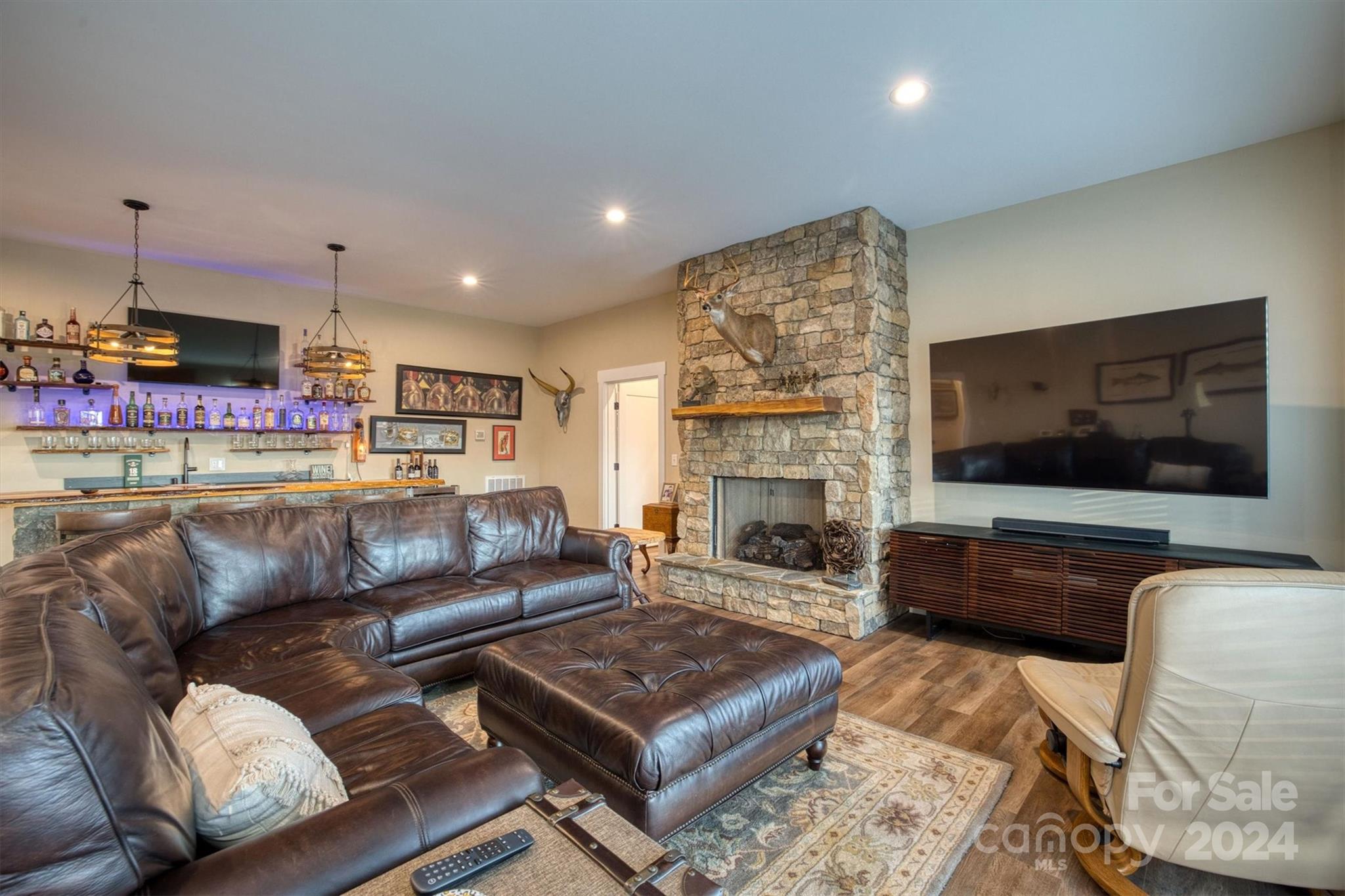 The Coves Mountain River Club - Residential