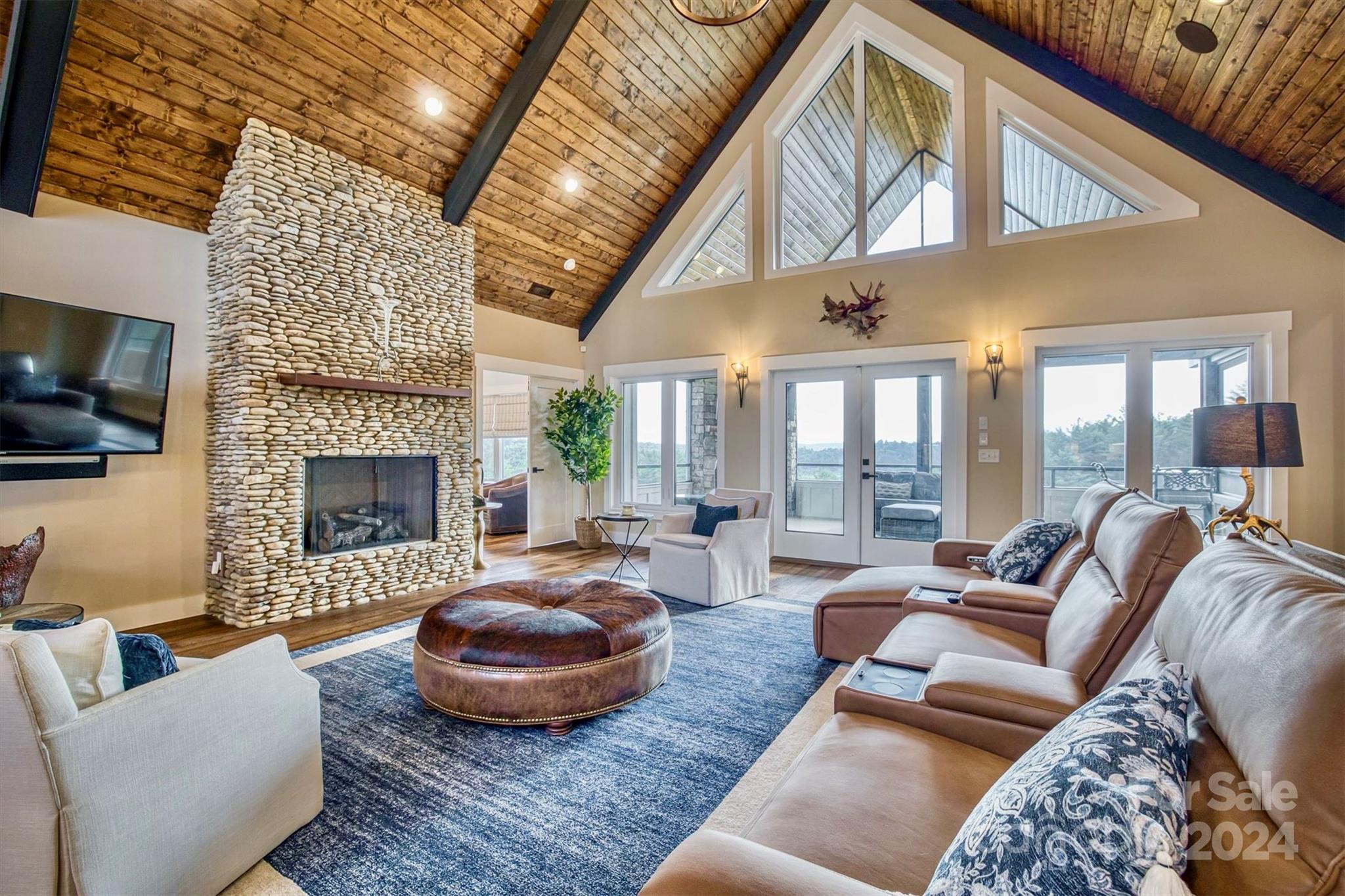 The Coves Mountain River Club - Residential