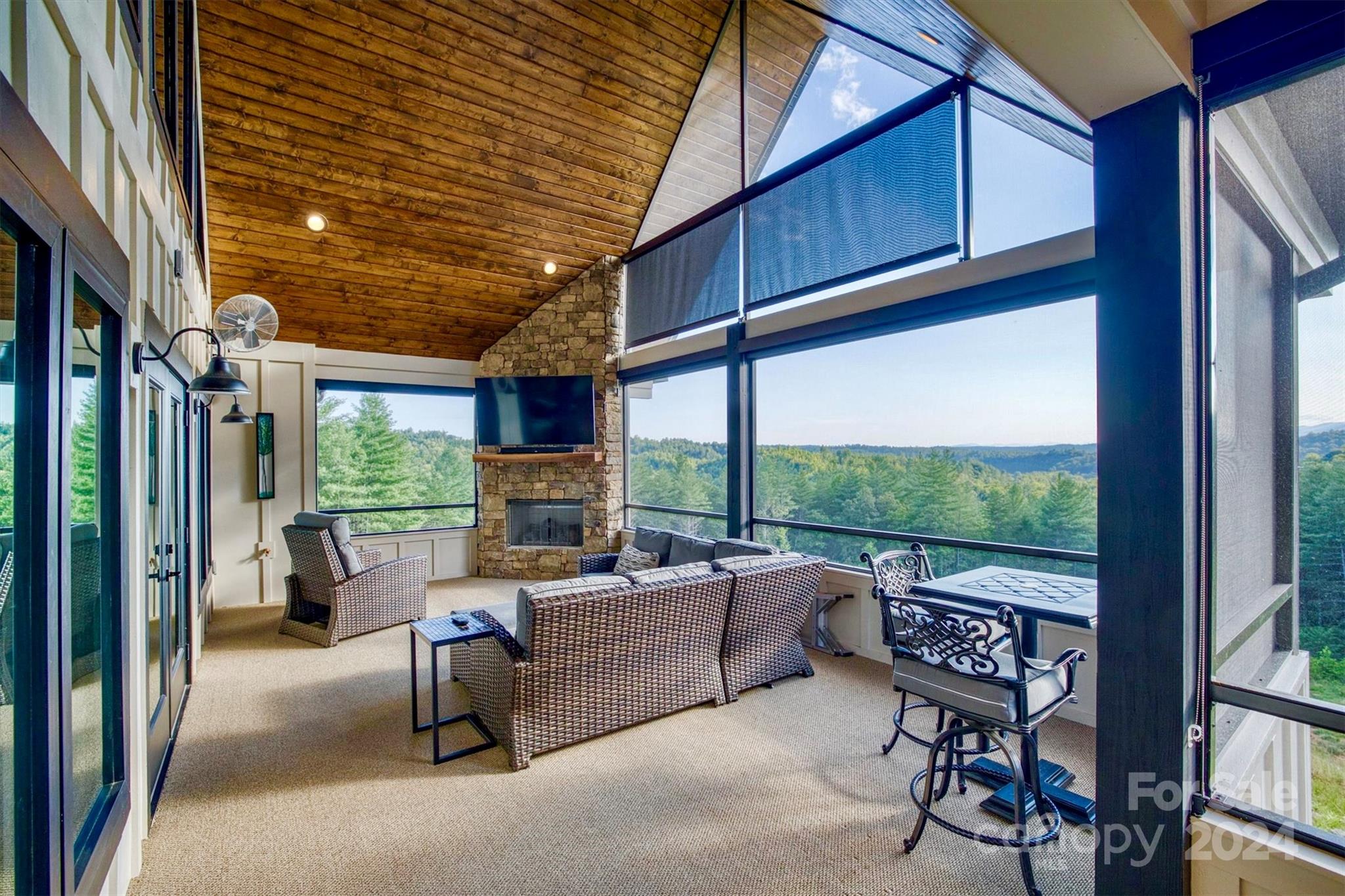 The Coves Mountain River Club - Residential