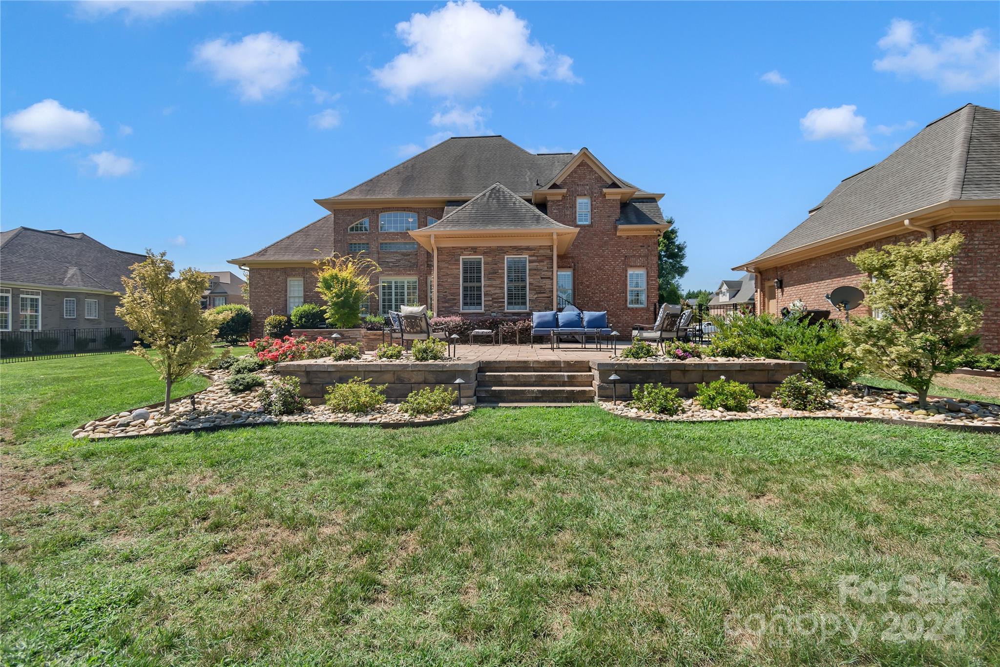312 Wintergreen Court