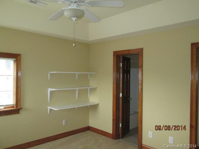 Meadow Lakes II - Residential