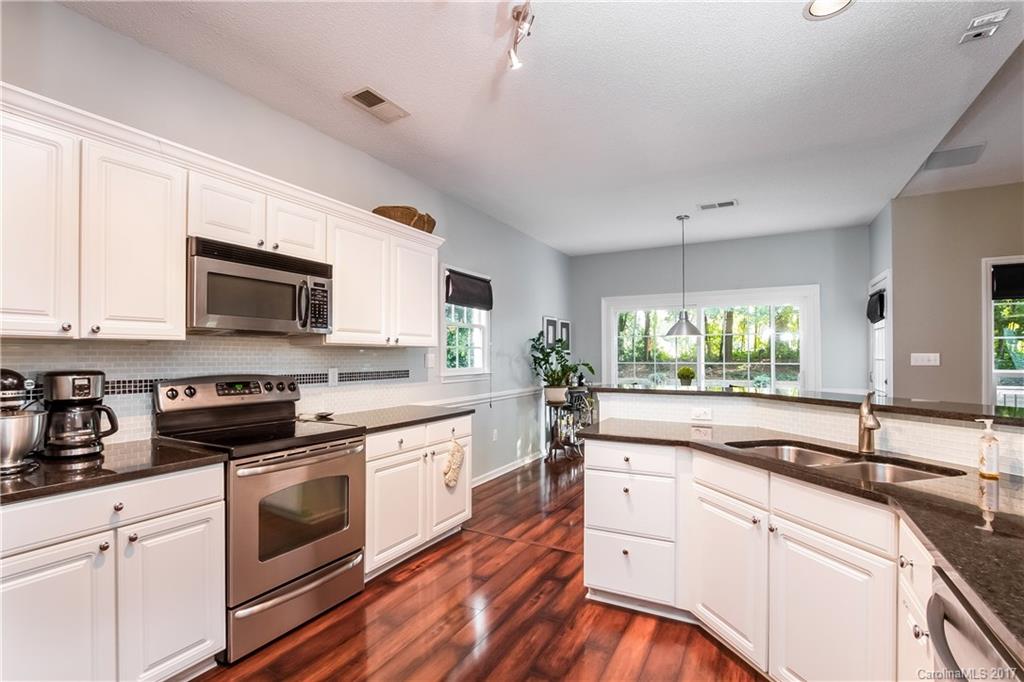 Blue Stone Harbor - Residential