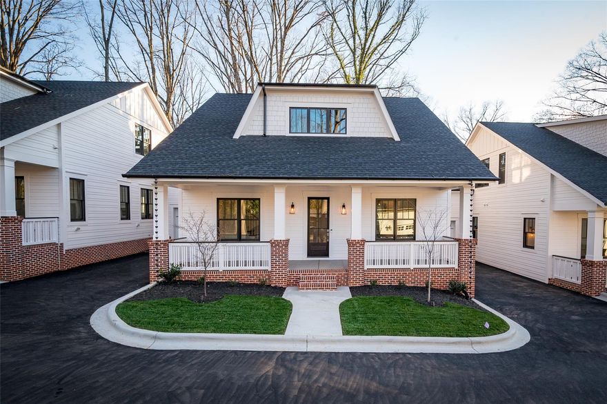 Welcome to Summey Cottages, Charlotte premiere luxury townhomes nestled in sought after Oakhurst, just minutes from Uptown, shopping, dining, coffee shops and breweries. Builder spared no expense when constructing these beautiful homes. With an abundance of natural sunlight, every single hand picked finish glistened throughout the open floor plan . The kitchen boasts Calacatta Elegante quarts counter tops, hand crafted Greenfireld kitchen cabinets and Kholer apron farm sink. Unwind in your spa like bathroom complete with rain showerheads and gorgeous James Martin vanities with electrical charging stations. This energy efficient home is complete with a 4 ton 13 SEER AC system and Renaii tankless hot-water heater. Each home comes completely furnished or unfurnished.
 Unit available April 15