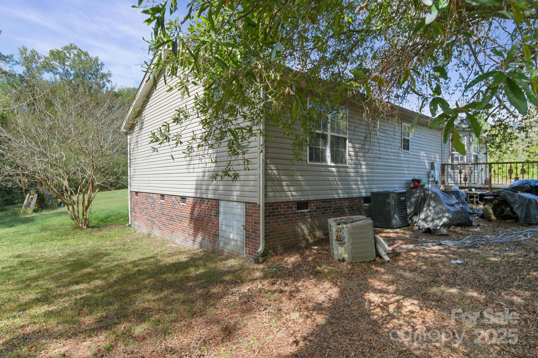 1723 Faulks Church Road