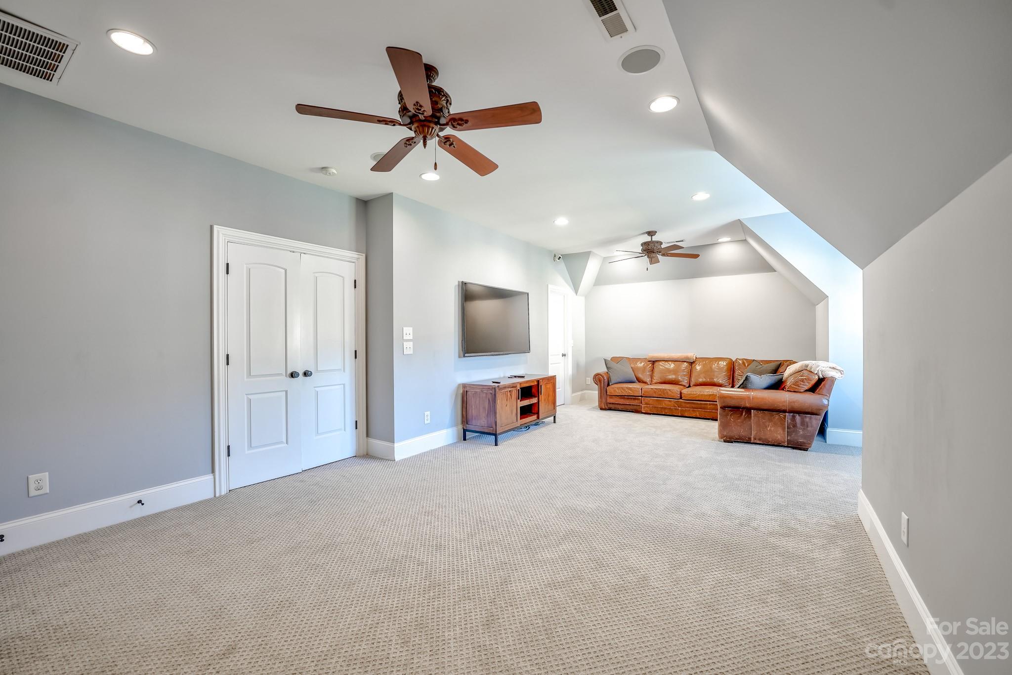 Stonecroft - Residential