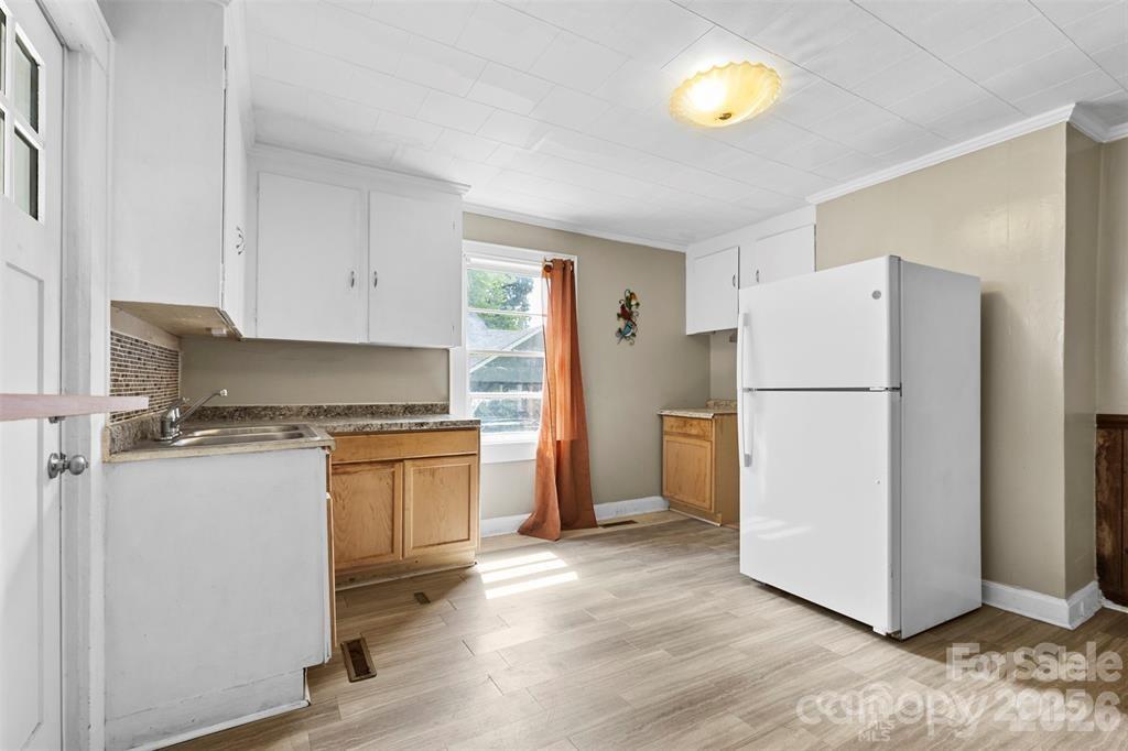 Laurel Park - Residential