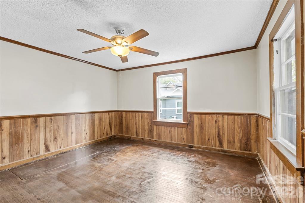 Laurel Park - Residential