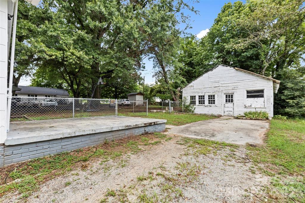 Laurel Park - Residential