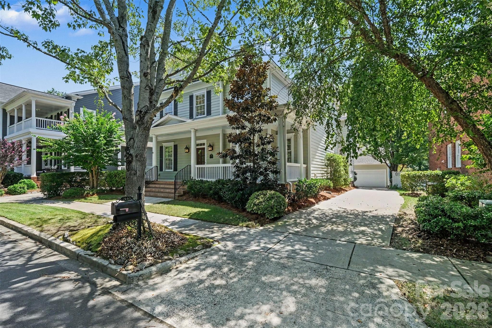 2440 Commons Court