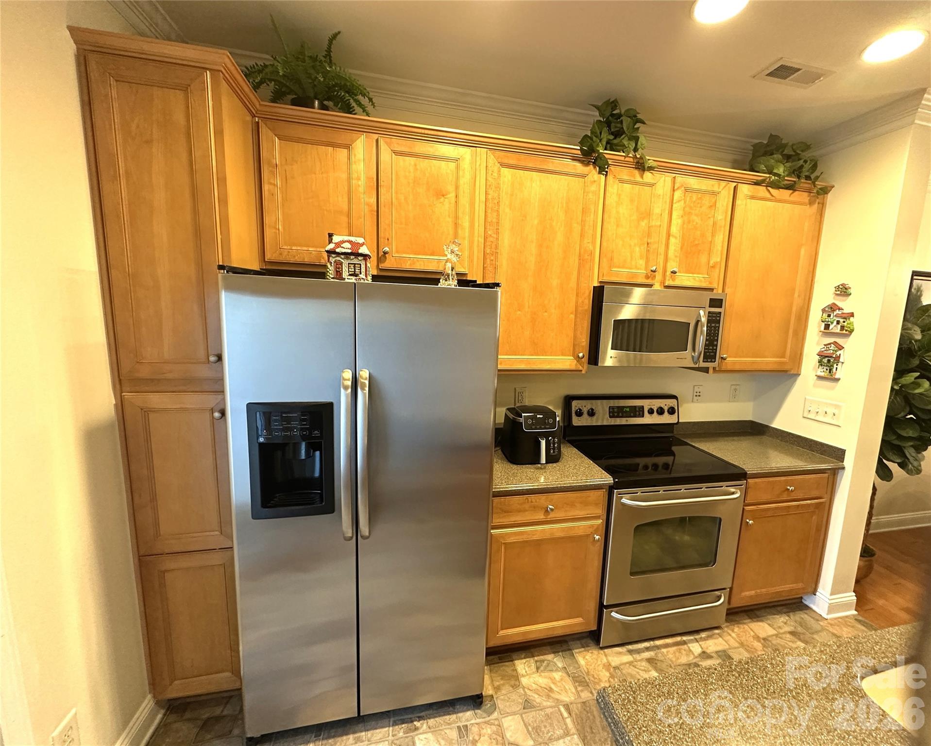 Lela Court - Residential