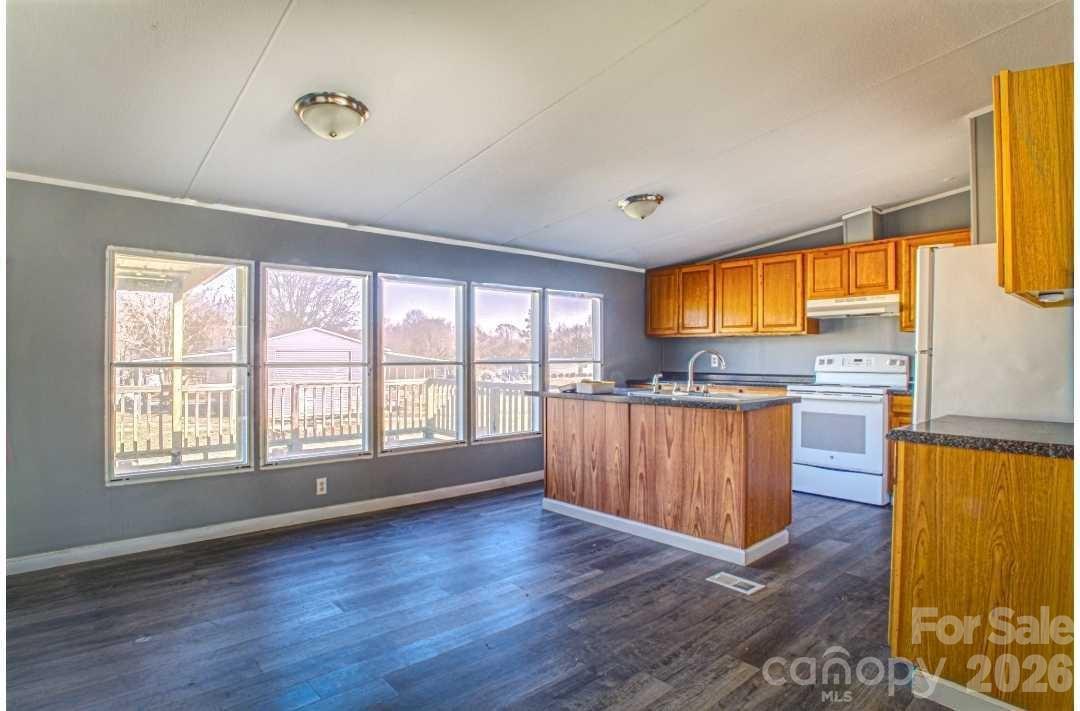 B and J Meadows - Residential