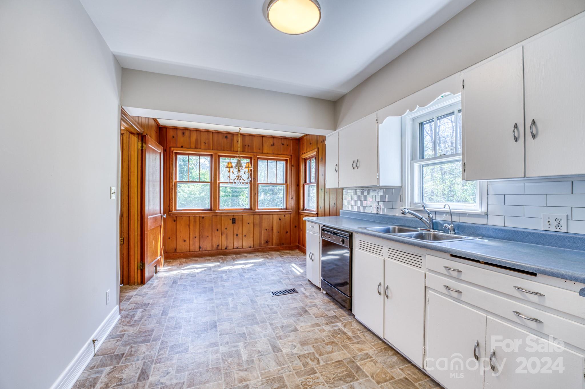 LAKEWOOD PARK - Residential