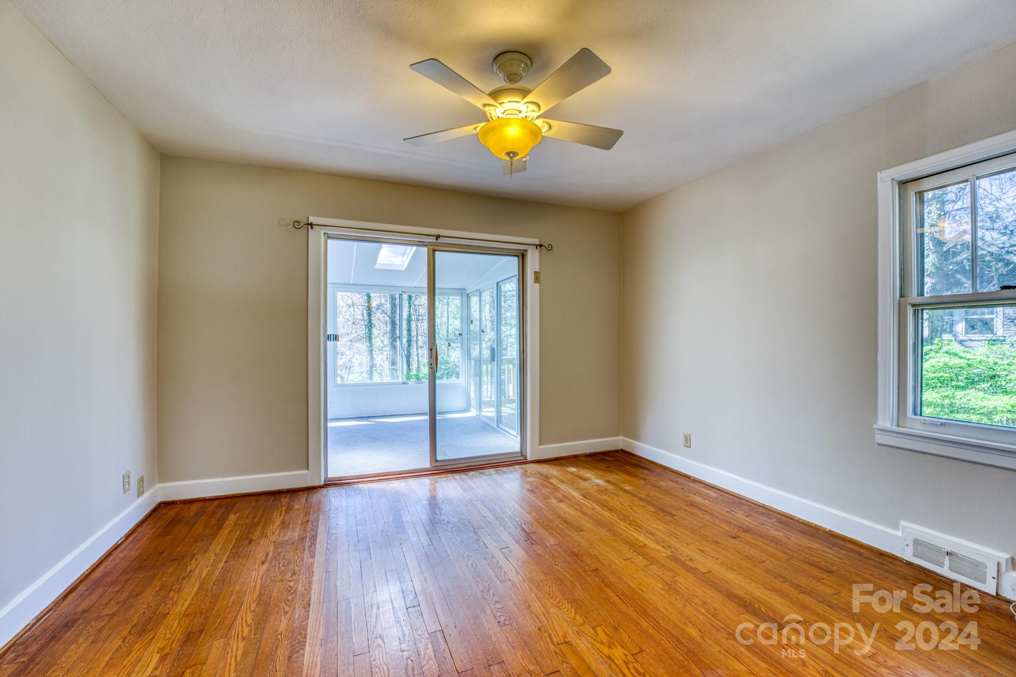 LAKEWOOD PARK - Residential