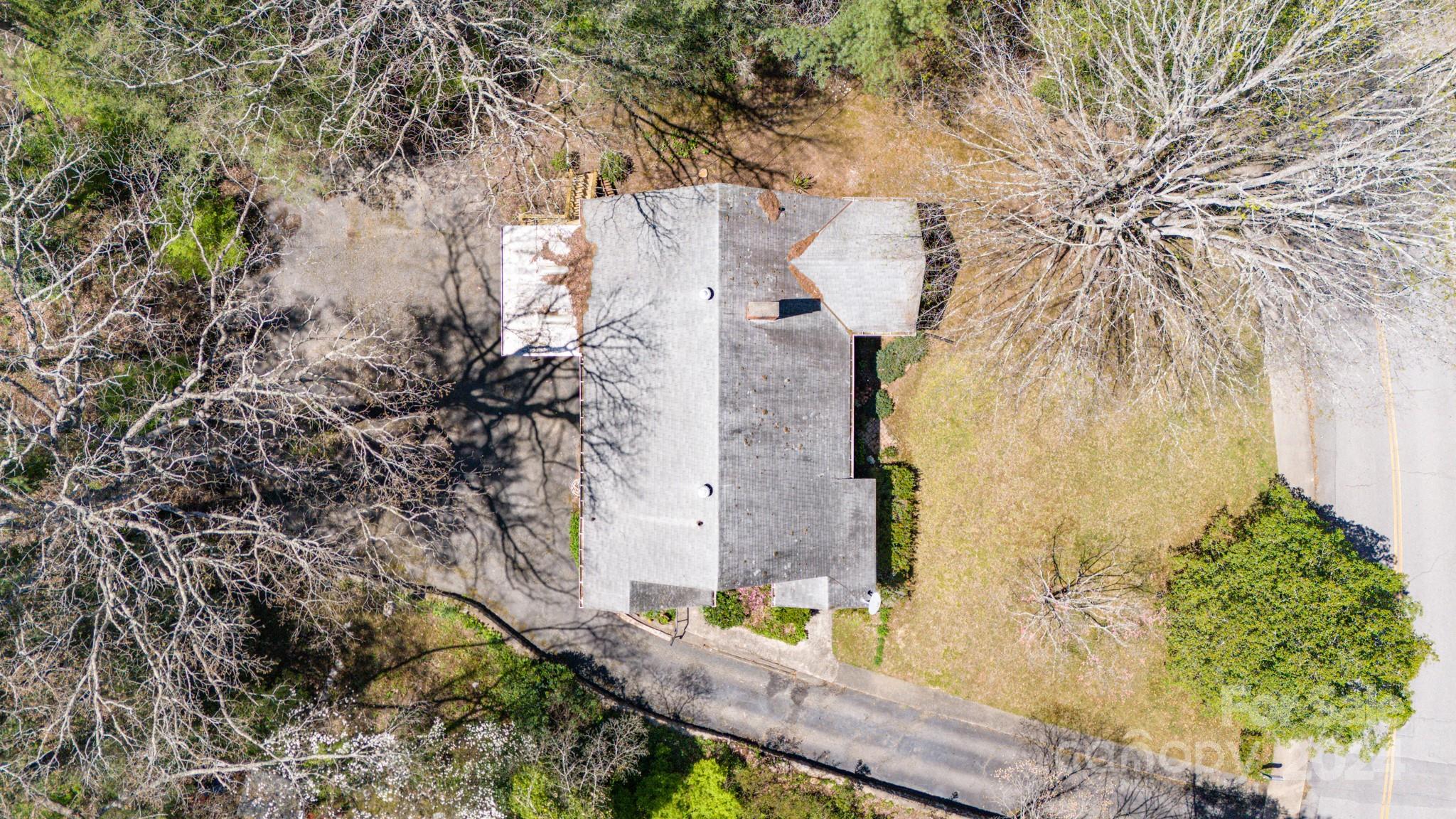 LAKEWOOD PARK - Residential