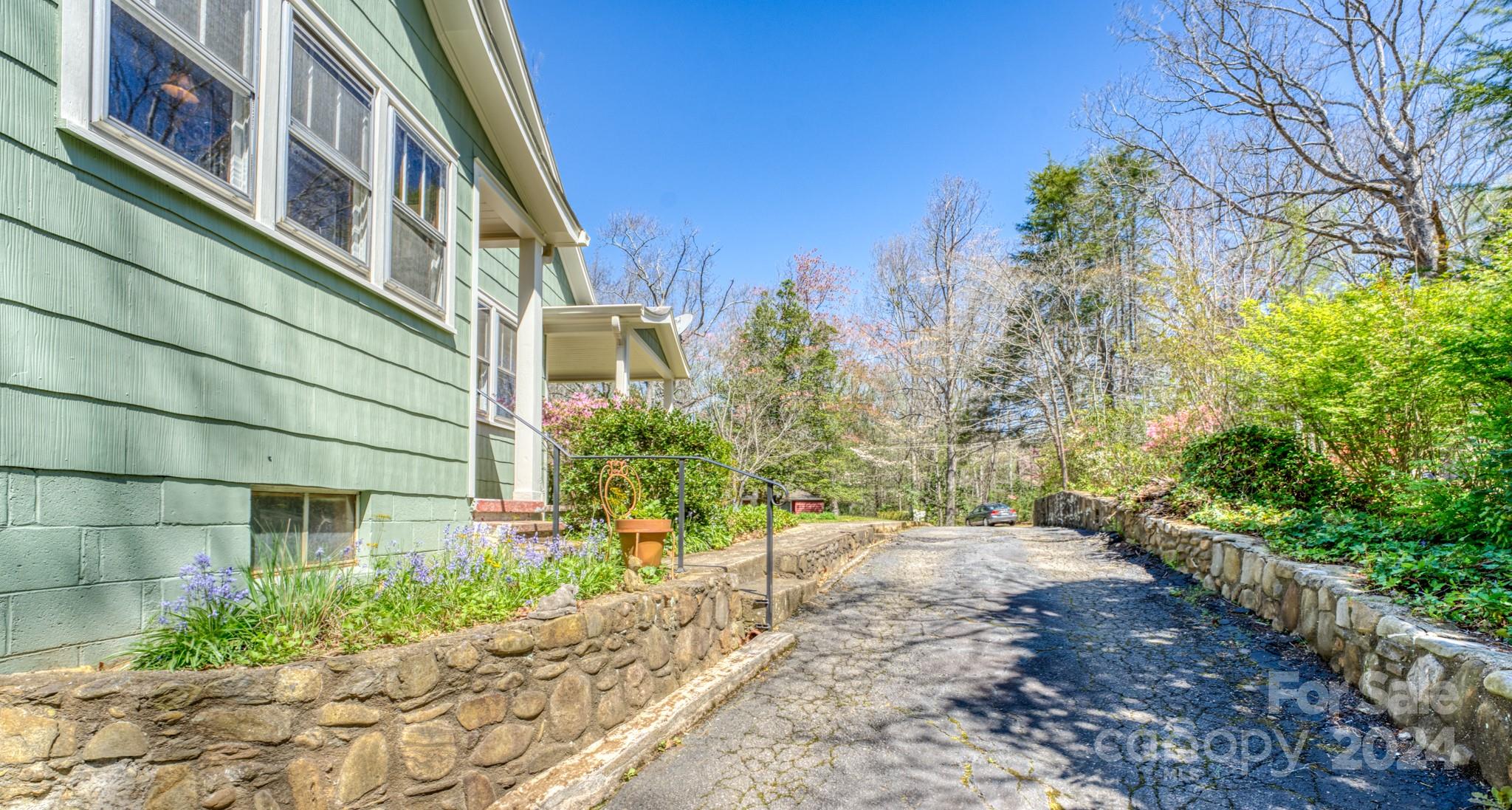 LAKEWOOD PARK - Residential