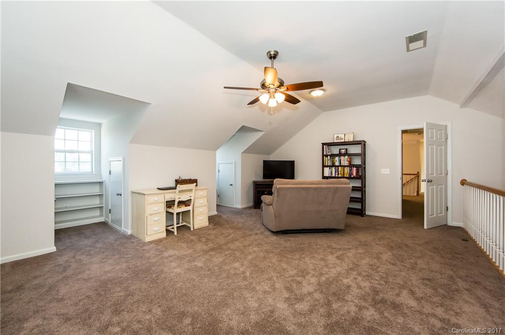 Sheffield Manor - Residential