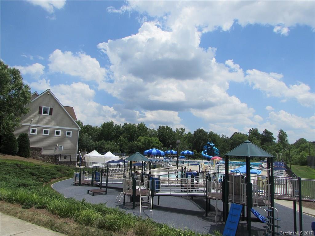 Moss Creek Village - Residential