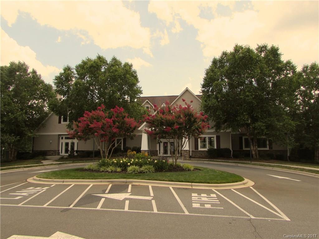 Moss Creek Village - Residential