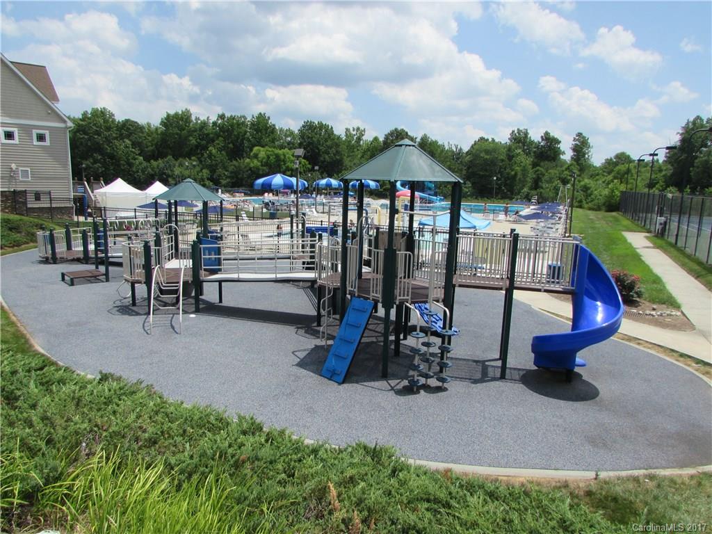 Moss Creek Village - Residential