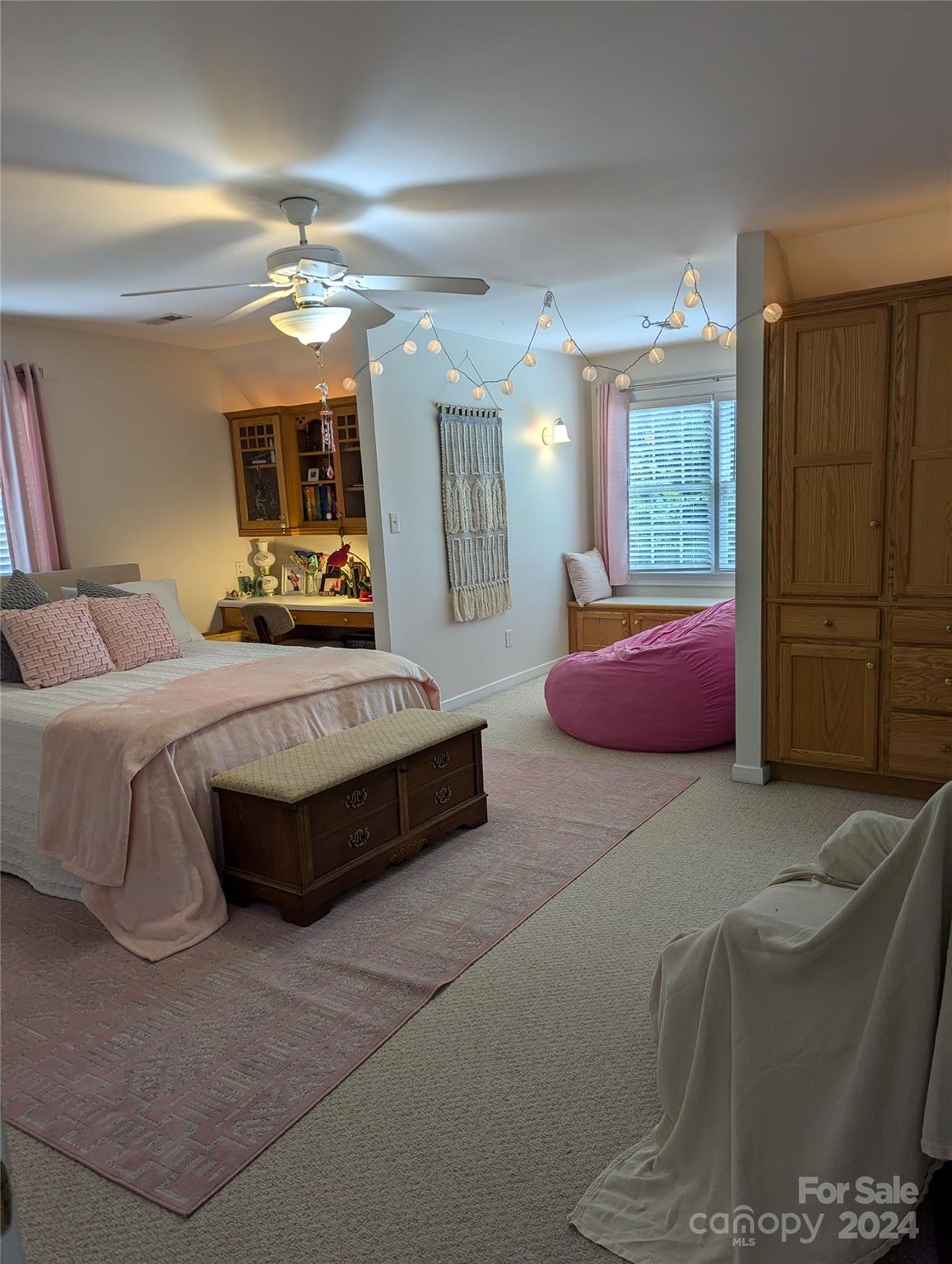 Eastview Oaks - Residential