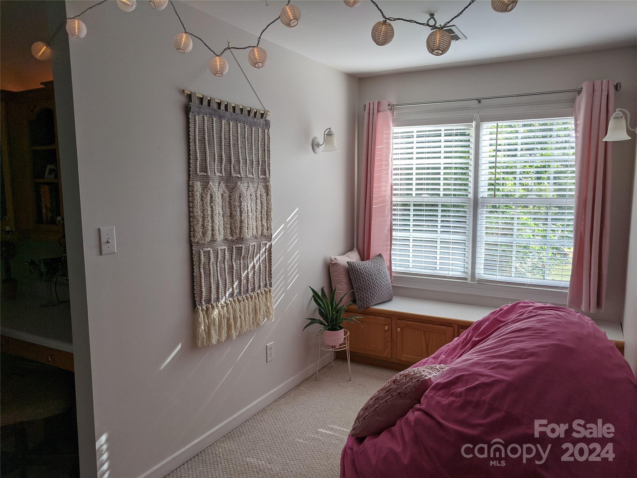 Eastview Oaks - Residential