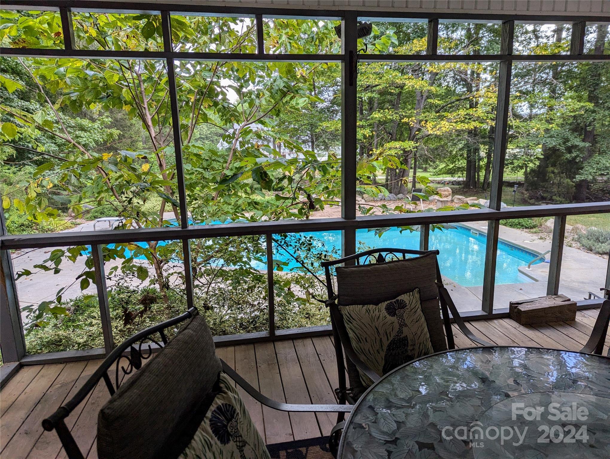 Eastview Oaks - Residential