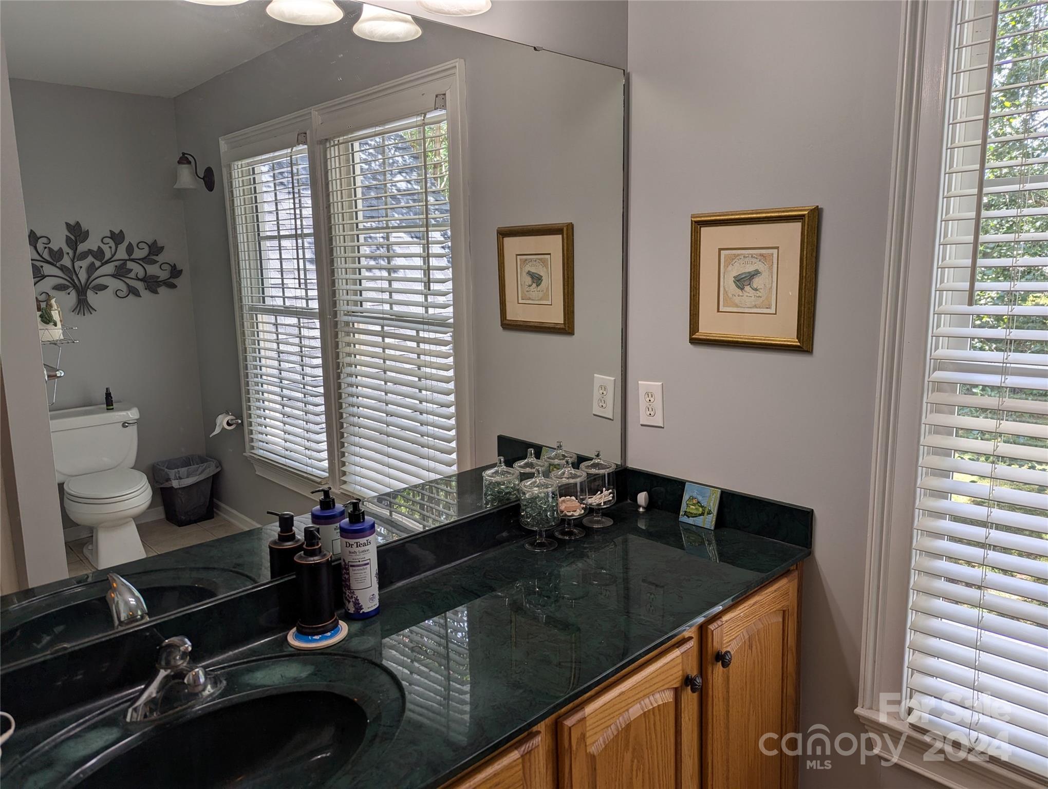 Eastview Oaks - Residential