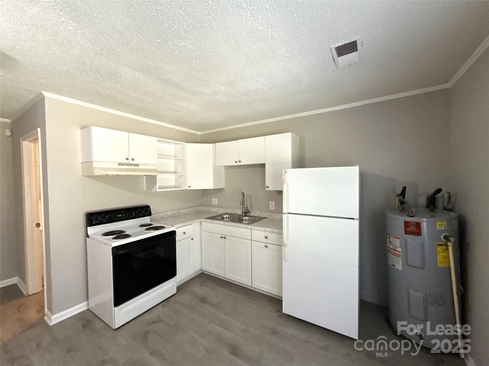 609 W Davidson Avenue C