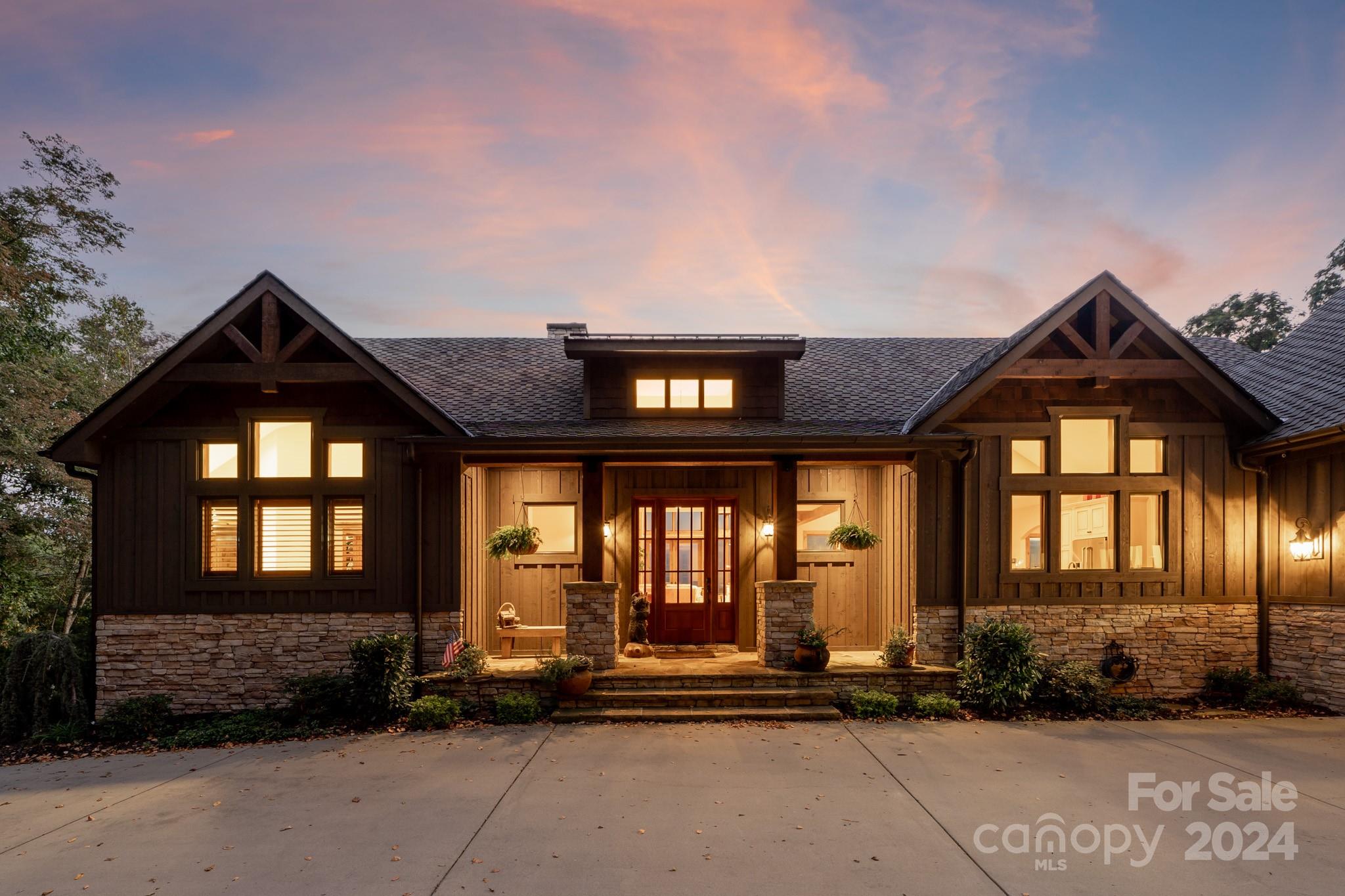 Grand Highlands at Bearwallow - Residential