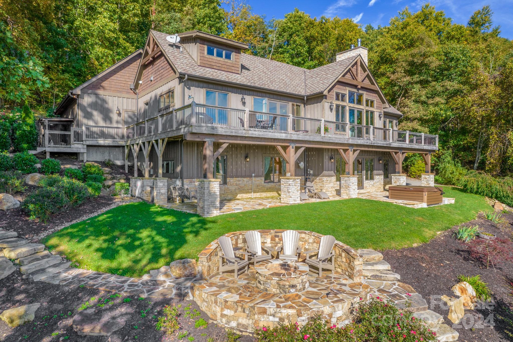 Grand Highlands at Bearwallow - Residential