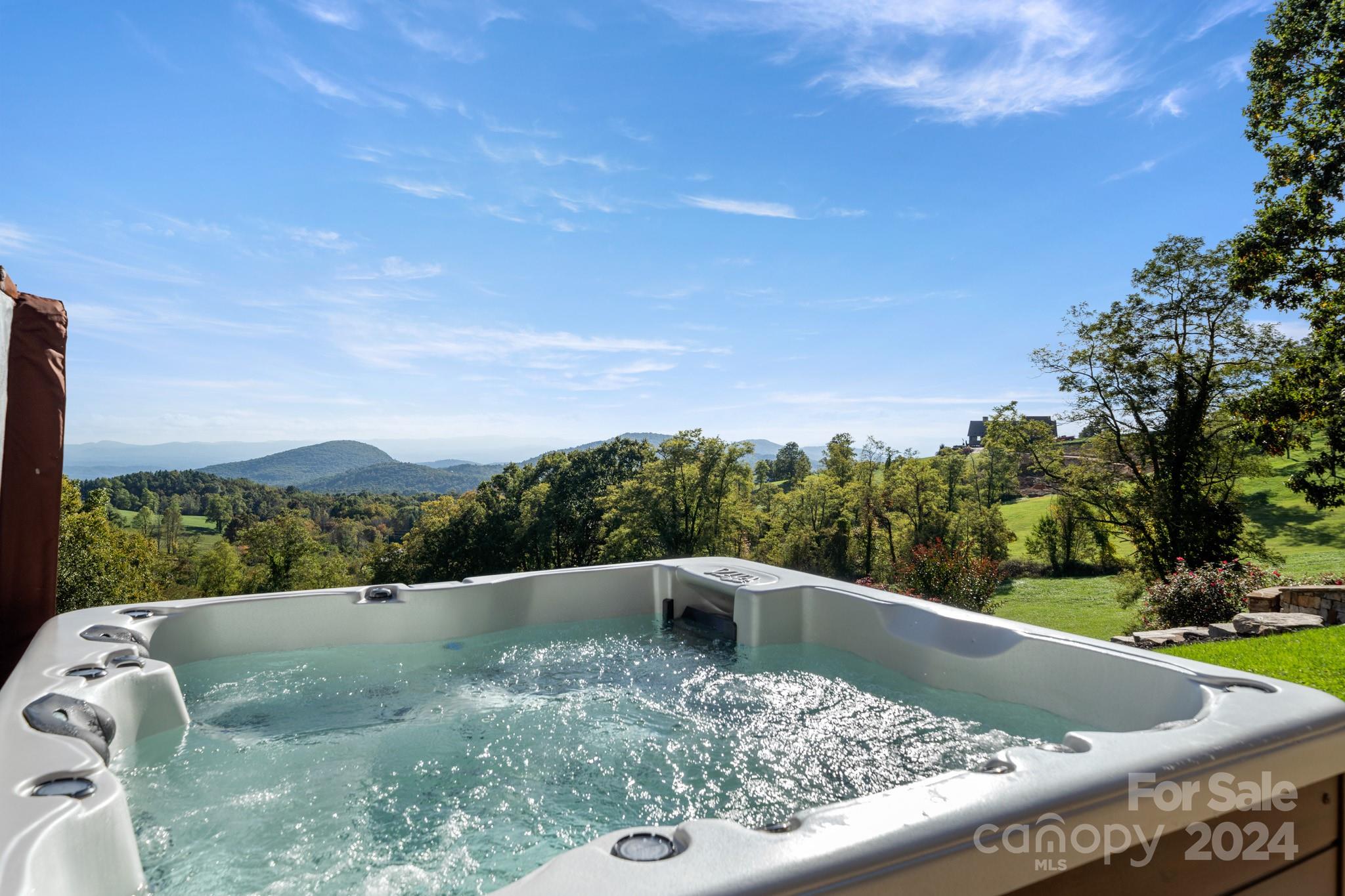 Grand Highlands at Bearwallow - Residential