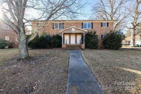 Photo of 424 S Fourth Street #4, Albemarle, NC 28001 (MLS # 4332383)