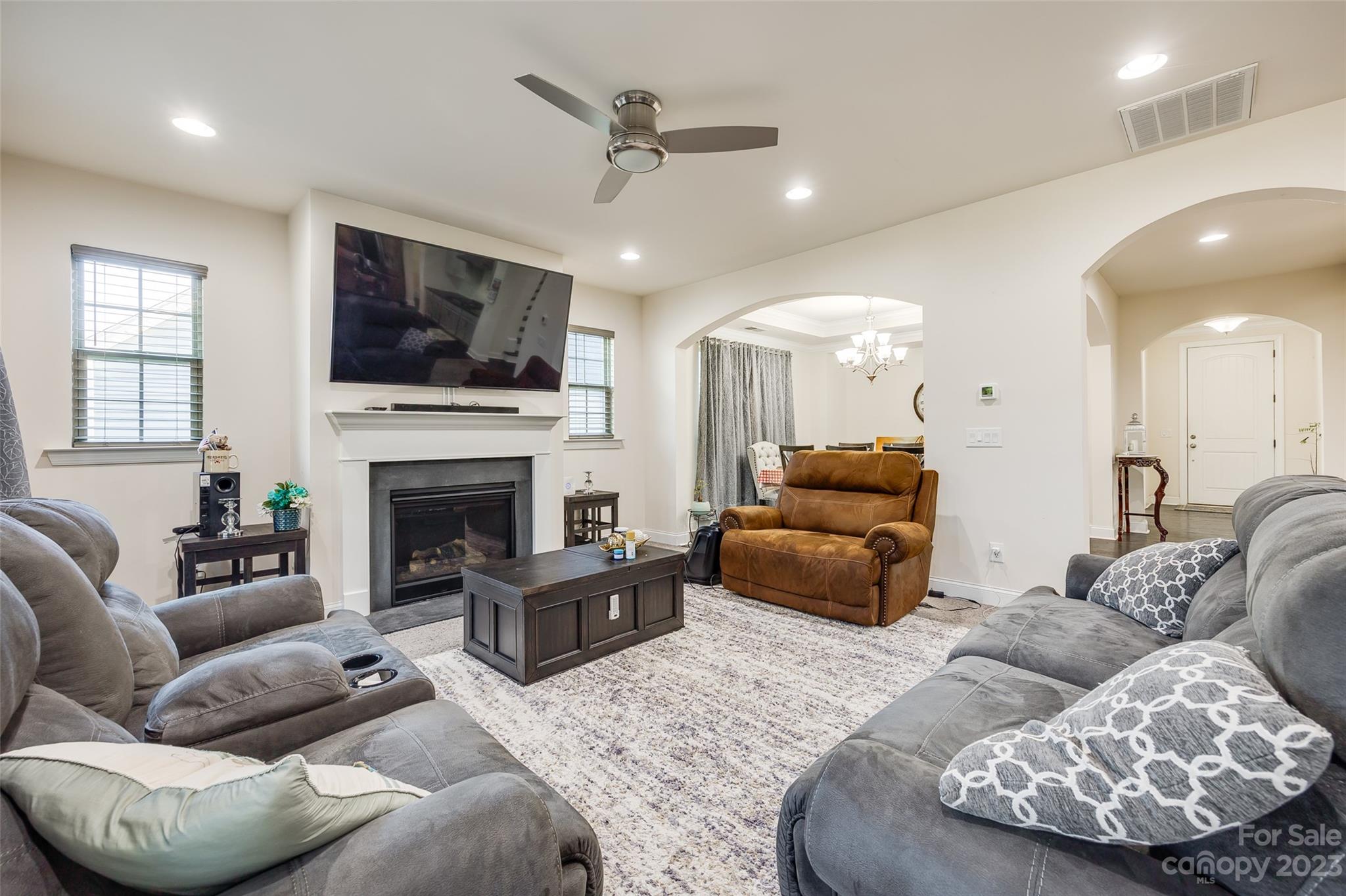 Oakland Pointe - Residential