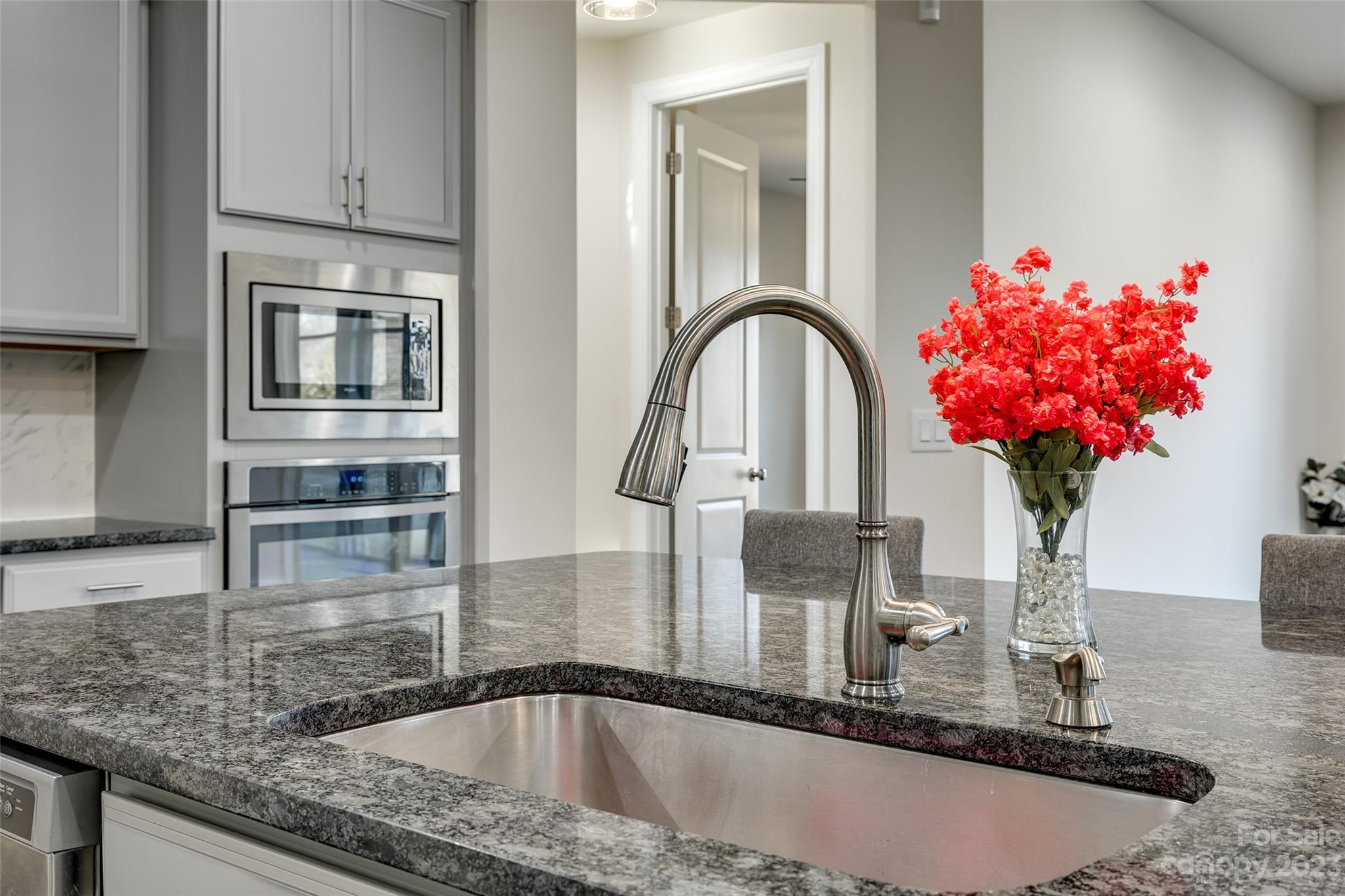 Oakland Pointe - Residential