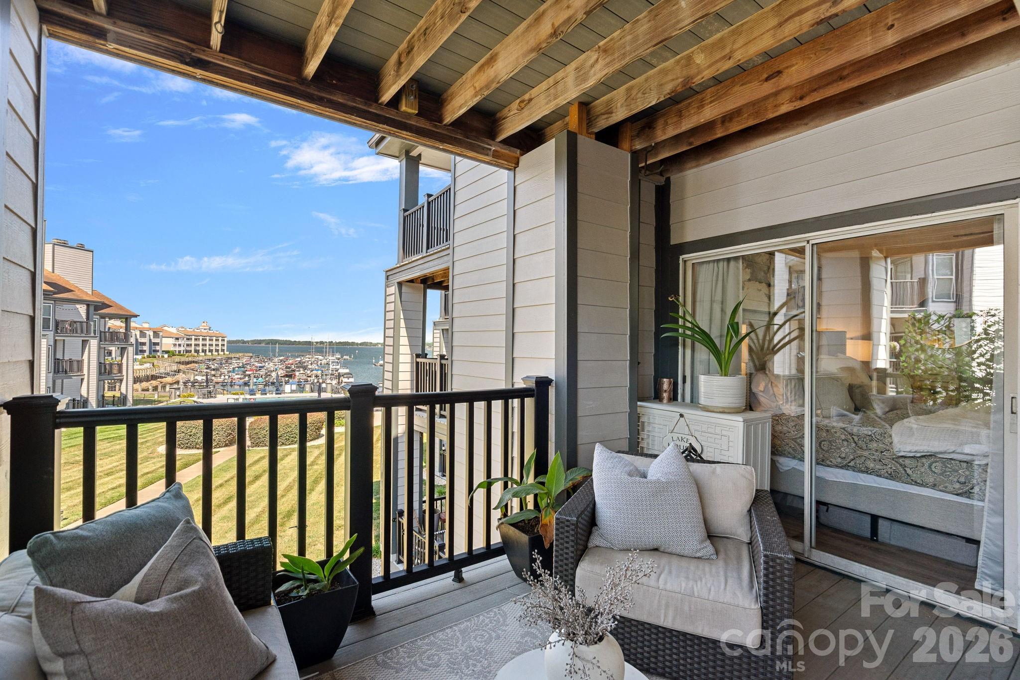 Vineyard Point - Residential